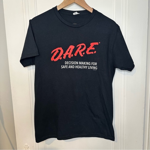 Fruit of the Loom Other - Fruit of the Loom Black D.A.R.E. Graphic Tee small